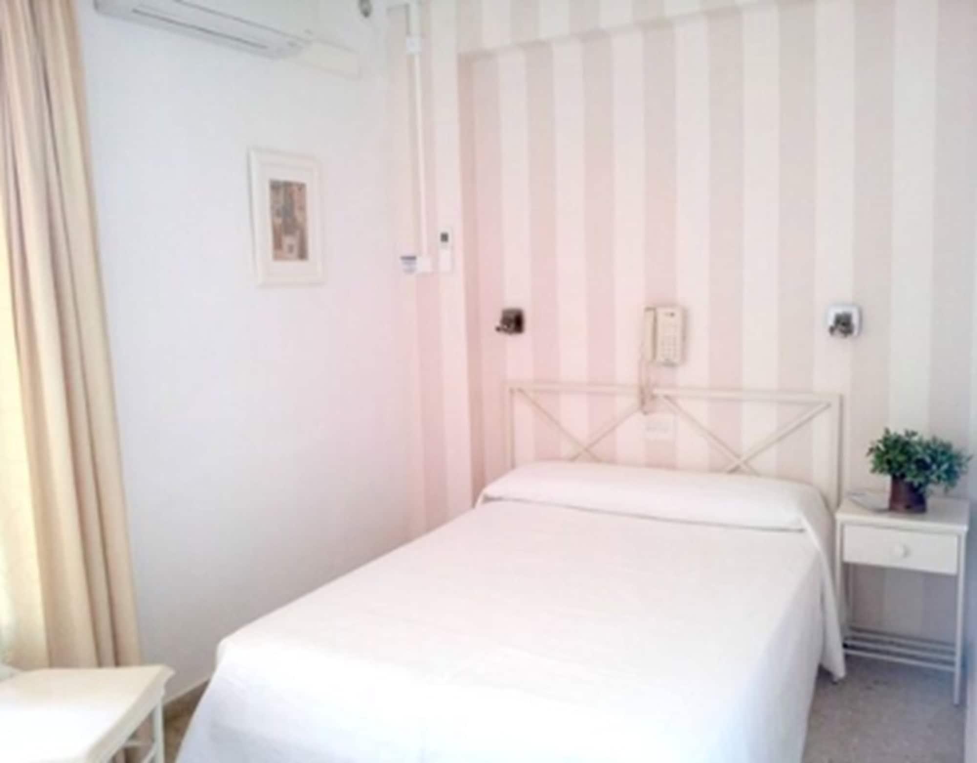 Hotel Tramontana Benicassim Exterior photo
